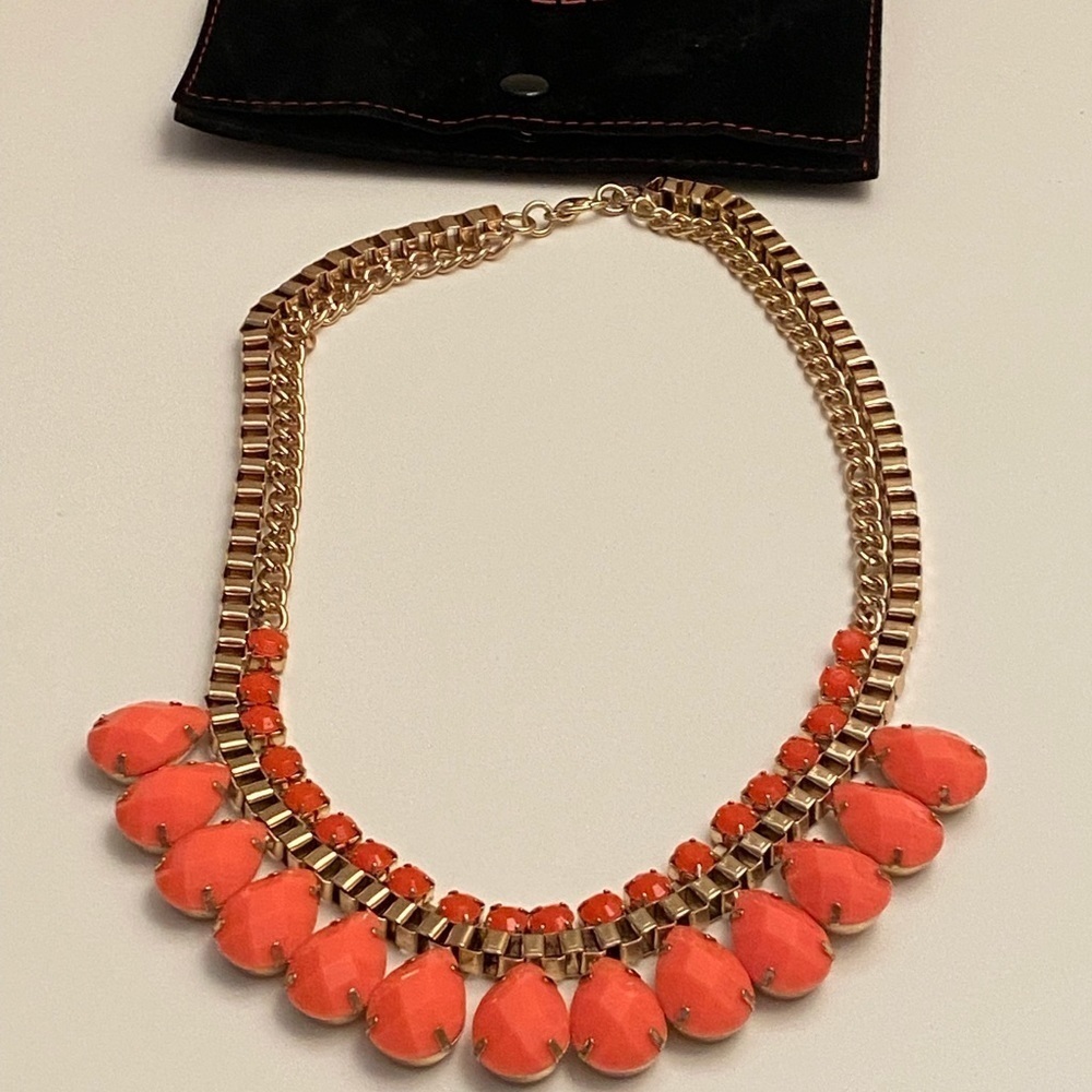 NWOT Baublebar statement necklace